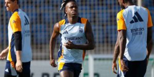 vinicius-entrenamiento-real-madrid